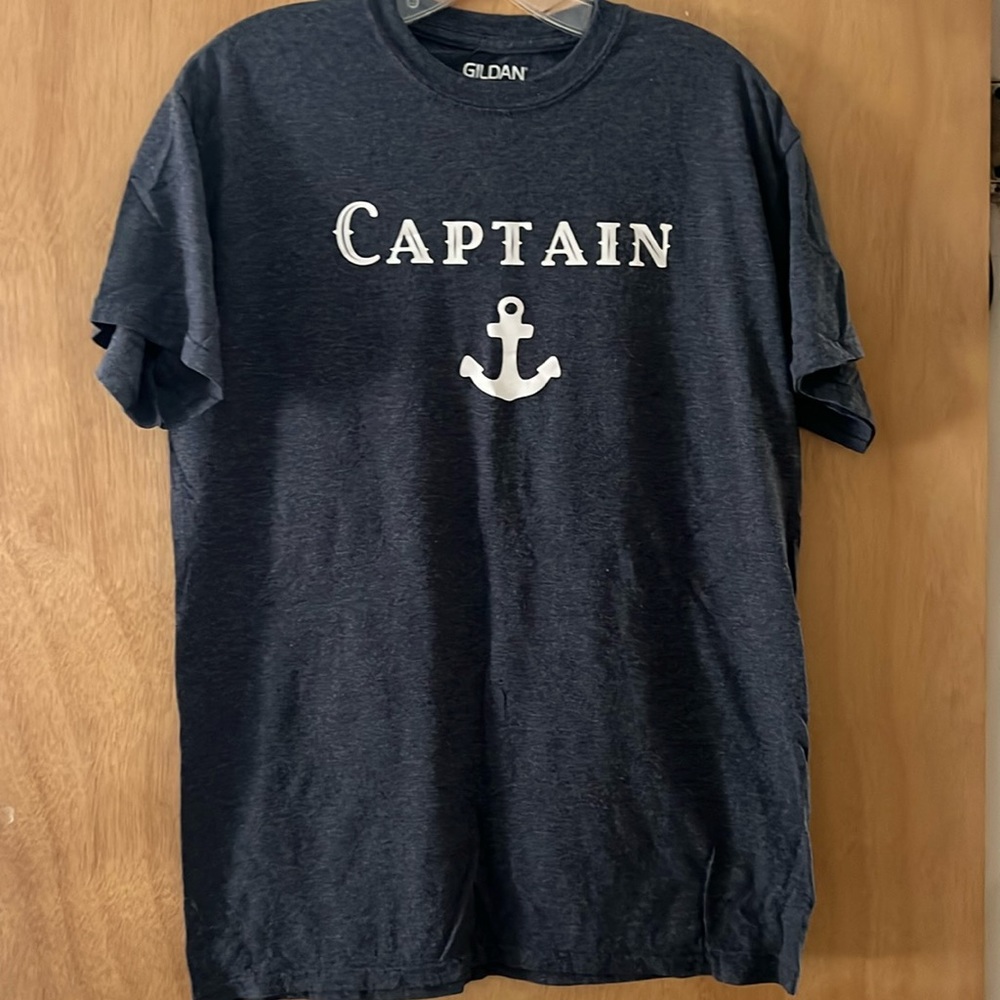 Captain T-shirt